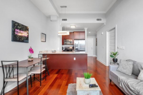 Luxury 1br Rooftop Pool & Gym